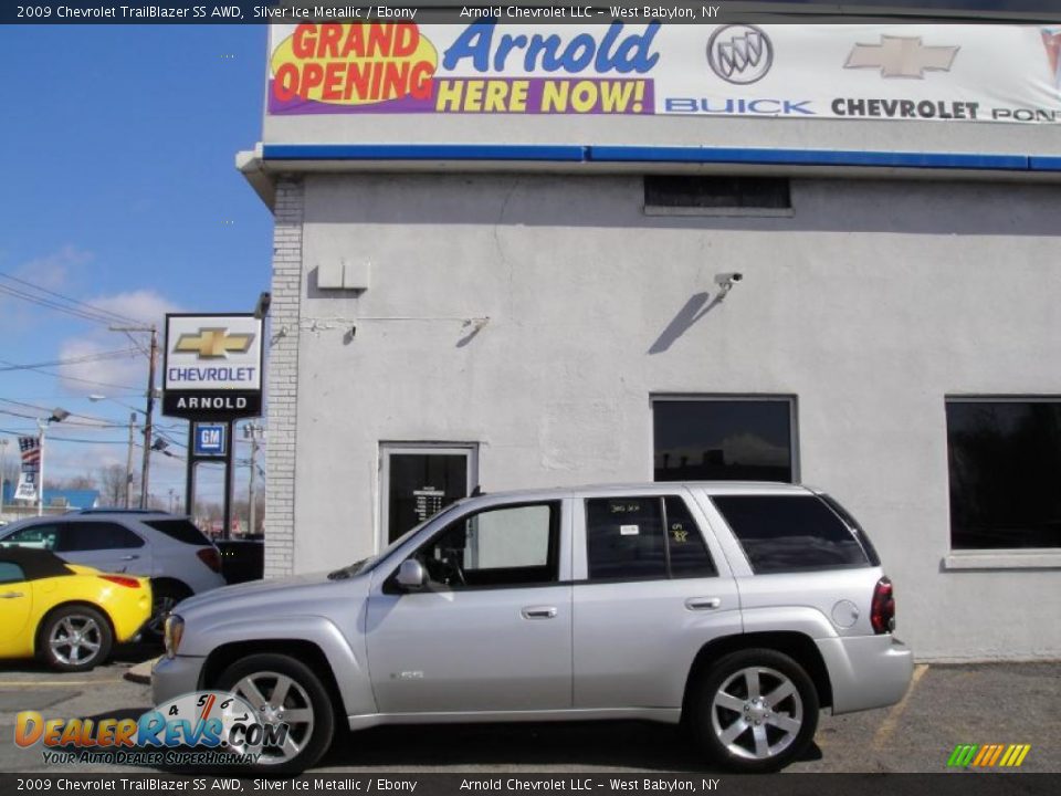 2009 Chevrolet TrailBlazer SS AWD Silver Ice Metallic / Ebony Photo #3