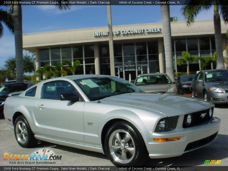2006 Ford Mustang GT Premium Coupe Satin Silver Metallic / Dark Charcoal Photo #1