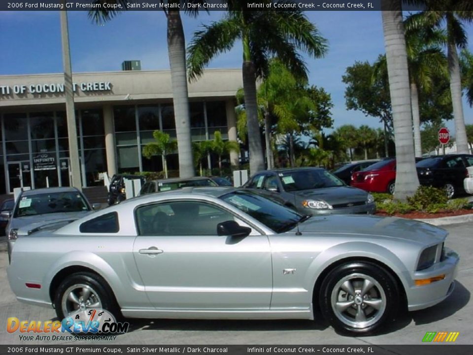 2006 Ford Mustang GT Premium Coupe Satin Silver Metallic / Dark Charcoal Photo #2