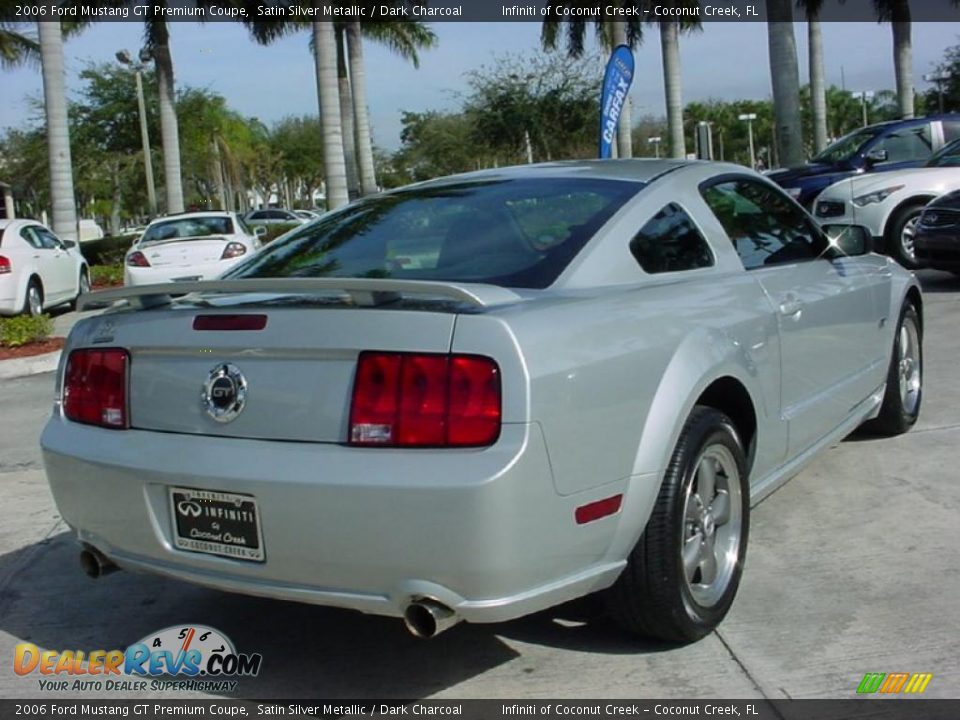 2006 Ford Mustang GT Premium Coupe Satin Silver Metallic / Dark Charcoal Photo #3