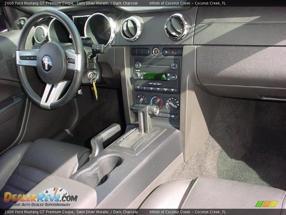 2006 Ford Mustang GT Premium Coupe Satin Silver Metallic / Dark Charcoal Photo #14