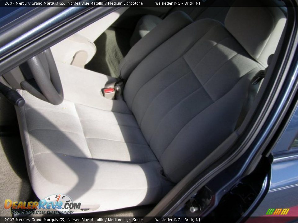 2007 Mercury Grand Marquis GS Norsea Blue Metallic / Medium Light Stone Photo #14