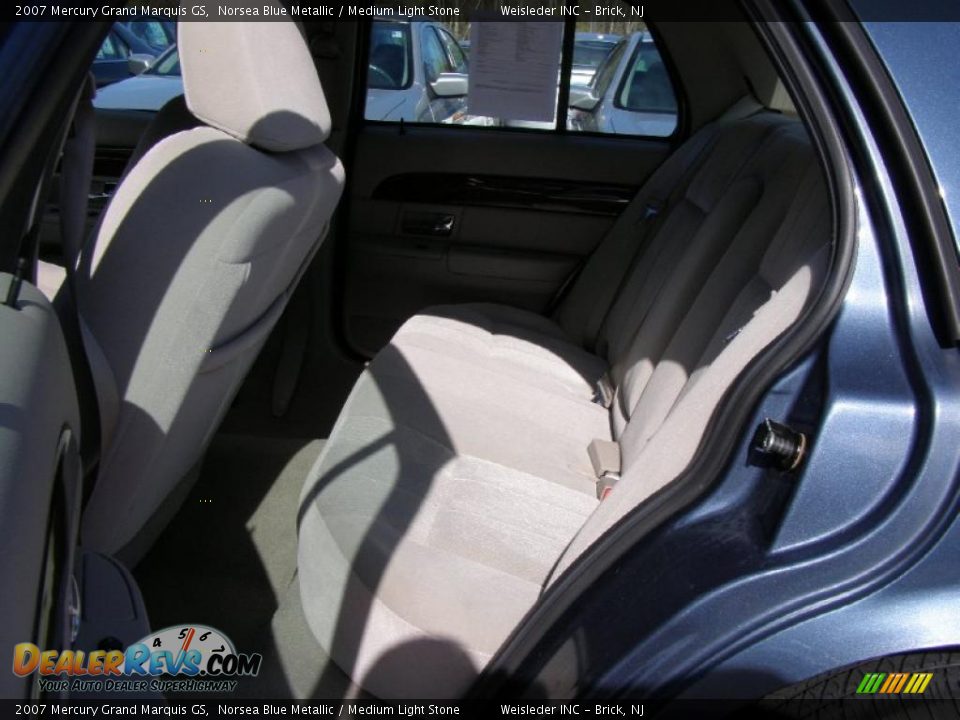 2007 Mercury Grand Marquis GS Norsea Blue Metallic / Medium Light Stone Photo #17