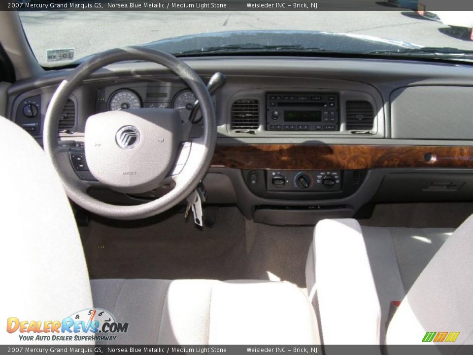 2007 Mercury Grand Marquis GS Norsea Blue Metallic / Medium Light Stone Photo #18