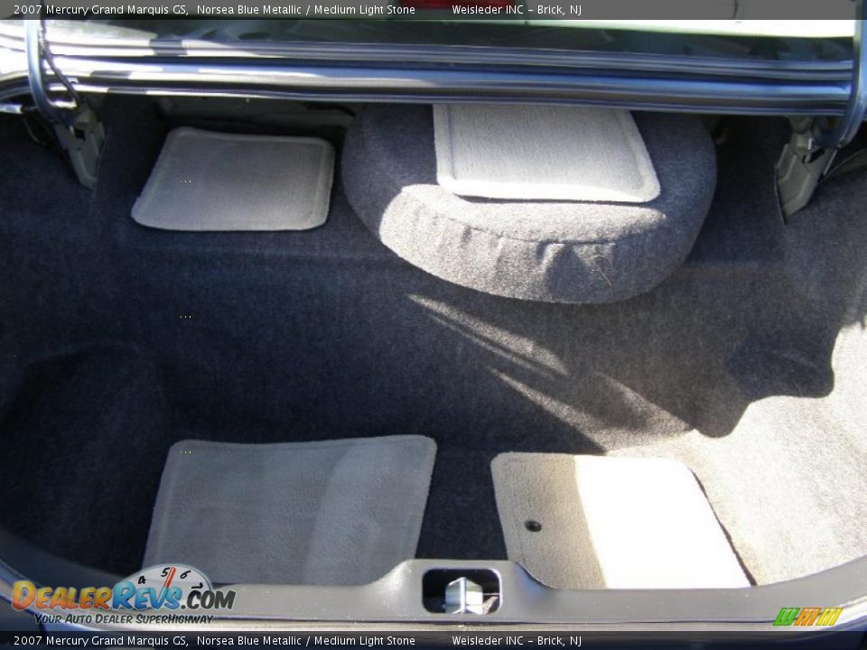 2007 Mercury Grand Marquis GS Norsea Blue Metallic / Medium Light Stone Photo #19
