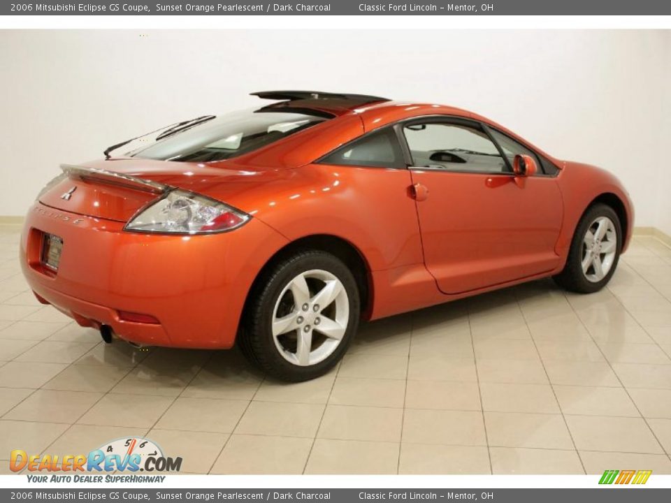 2006 Mitsubishi Eclipse GS Coupe Sunset Orange Pearlescent / Dark Charcoal Photo #8