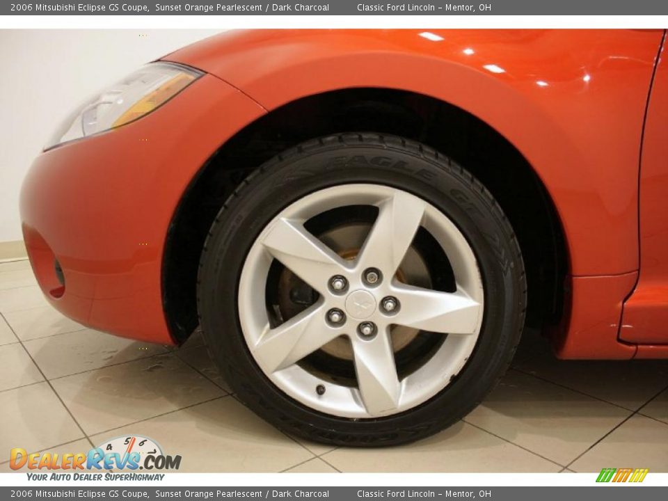 2006 Mitsubishi Eclipse GS Coupe Sunset Orange Pearlescent / Dark Charcoal Photo #23