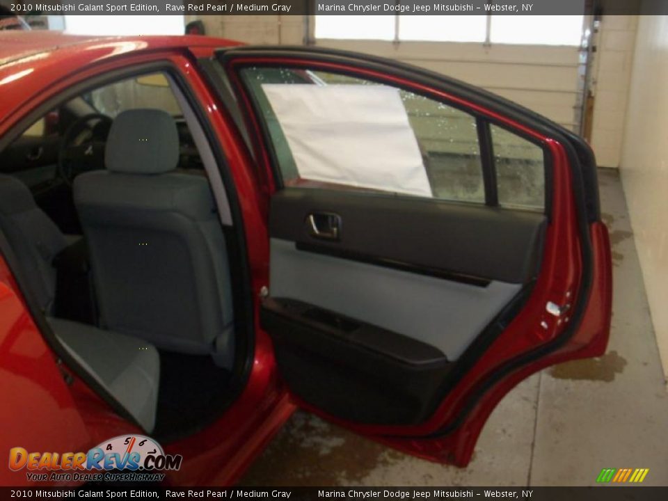 2010 Mitsubishi Galant Sport Edition Rave Red Pearl / Medium Gray Photo #20
