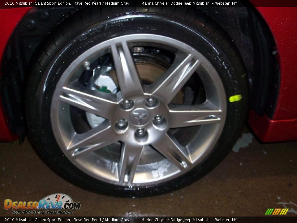 2010 Mitsubishi Galant Sport Edition Rave Red Pearl / Medium Gray Photo #24