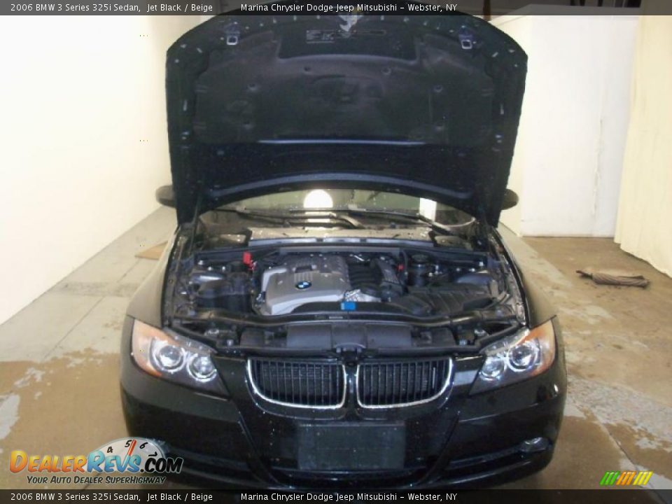 2006 BMW 3 Series 325i Sedan Jet Black / Beige Photo #13