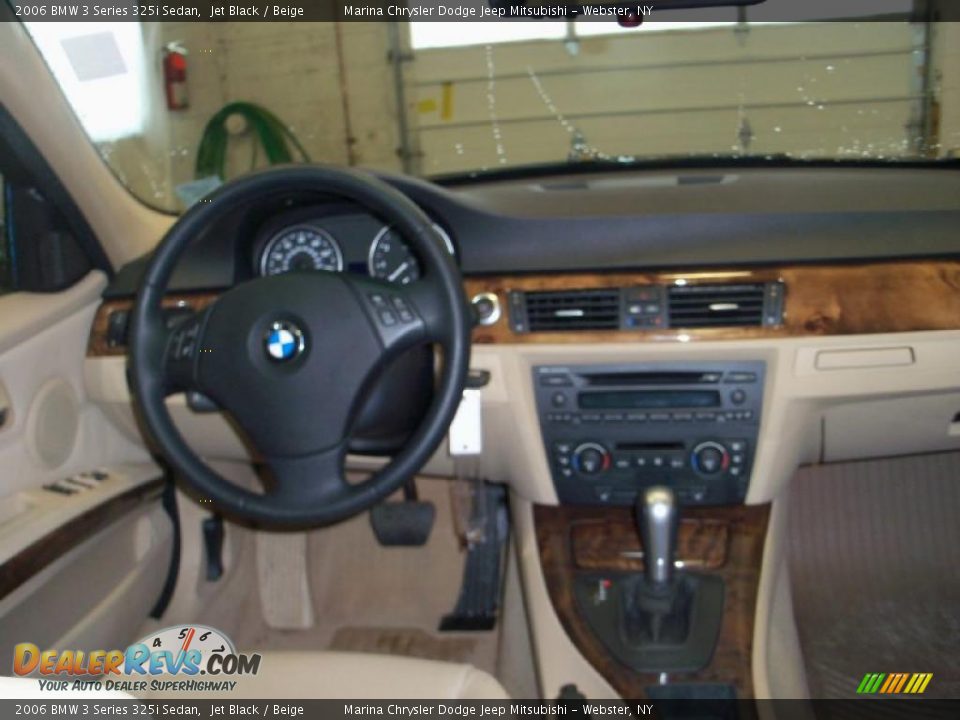 2006 BMW 3 Series 325i Sedan Jet Black / Beige Photo #26