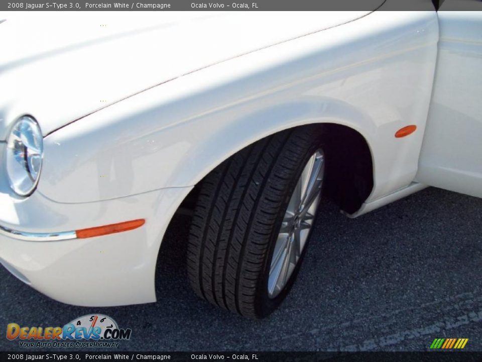 2008 Jaguar S-Type 3.0 Porcelain White / Champagne Photo #13