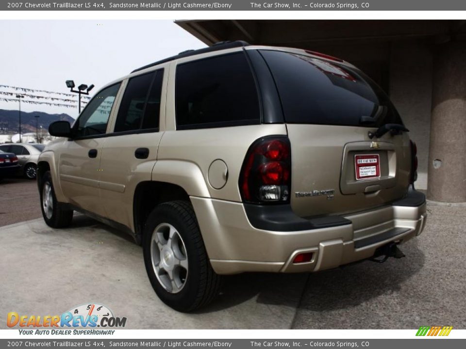 2007 Chevrolet TrailBlazer LS 4x4 Sandstone Metallic / Light Cashmere/Ebony Photo #5