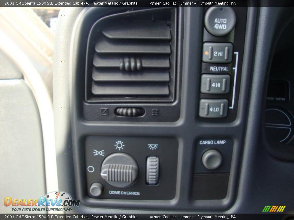 2001 GMC Sierra 1500 SLE Extended Cab 4x4 Pewter Metallic / Graphite Photo #35