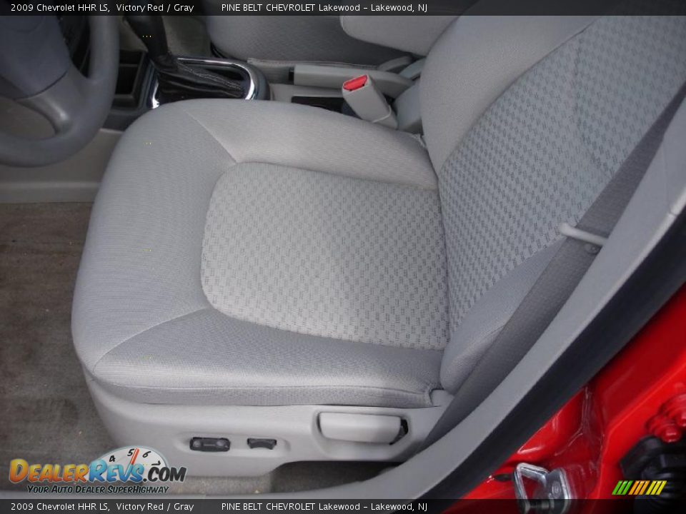 2009 Chevrolet HHR LS Victory Red / Gray Photo #12