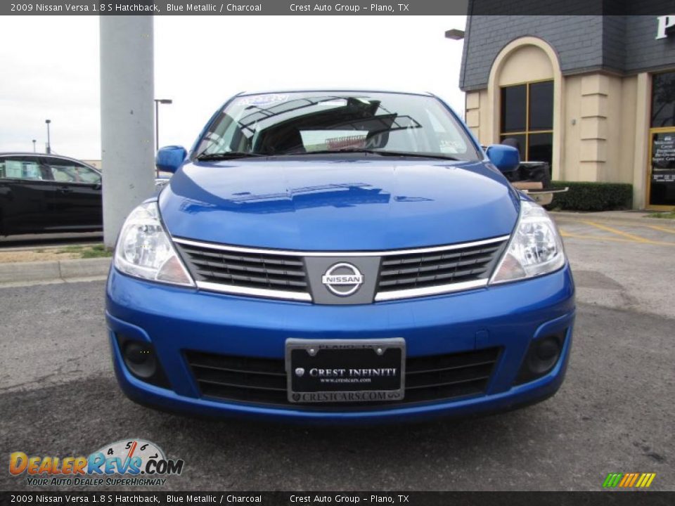 2009 Nissan Versa 1.8 S Hatchback Blue Metallic / Charcoal Photo #2