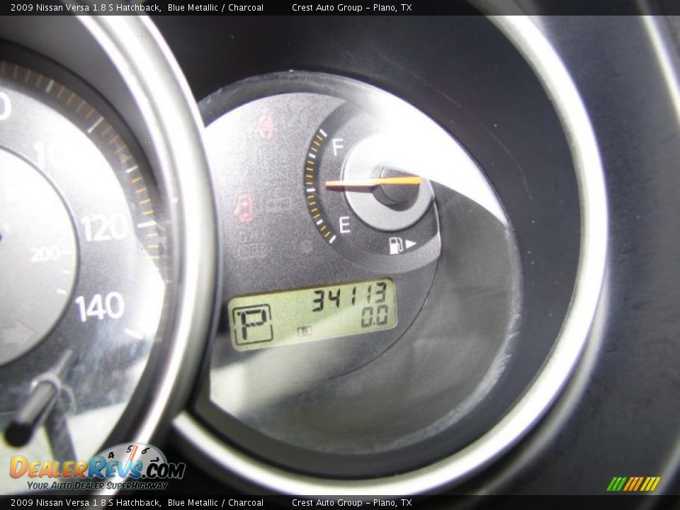 2009 Nissan Versa 1.8 S Hatchback Blue Metallic / Charcoal Photo #21