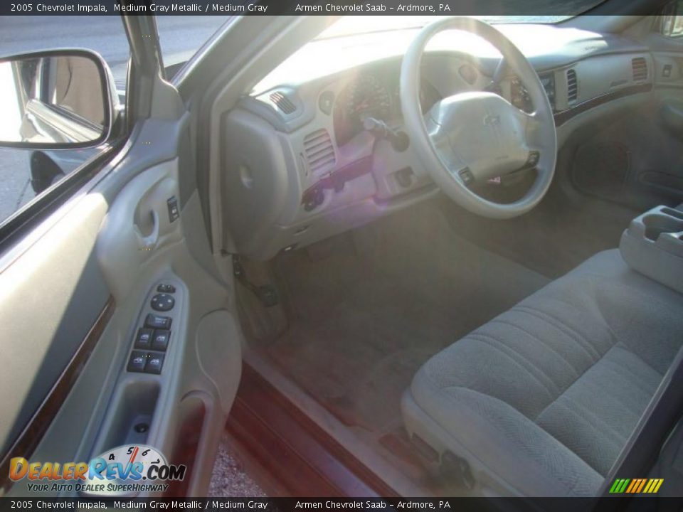 2005 Chevrolet Impala Medium Gray Metallic / Medium Gray Photo #12