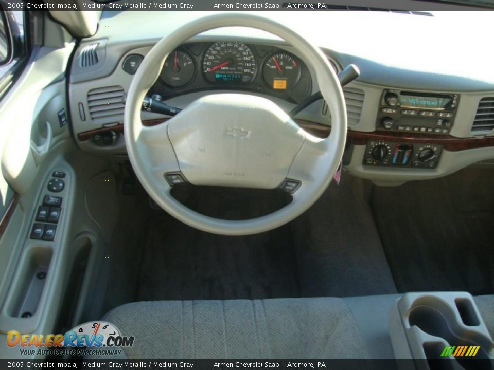 2005 Chevrolet Impala Medium Gray Metallic / Medium Gray Photo #24