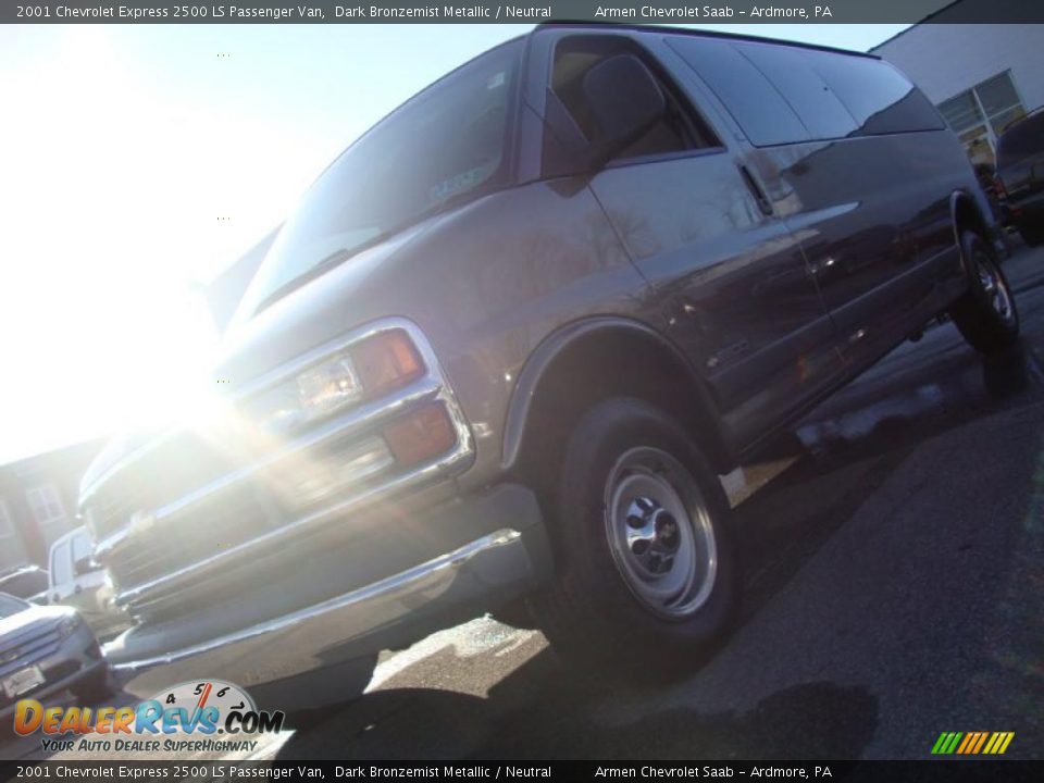 2001 Chevrolet Express 2500 LS Passenger Van Dark Bronzemist Metallic / Neutral Photo #2