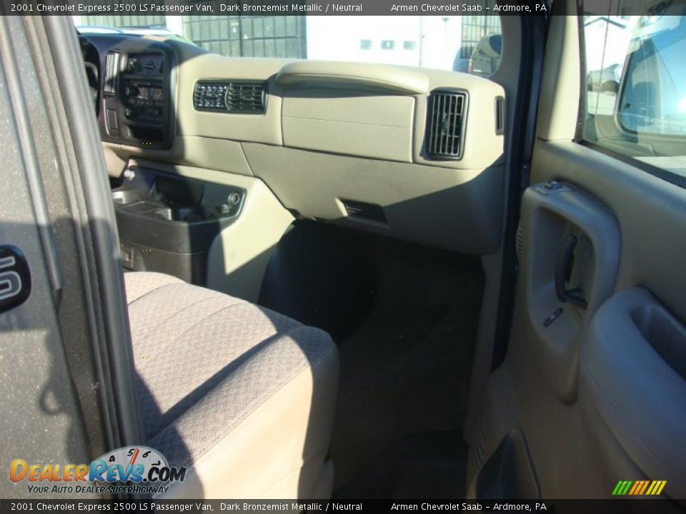 2001 Chevrolet Express 2500 LS Passenger Van Dark Bronzemist Metallic / Neutral Photo #15