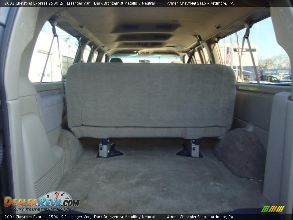 2001 Chevrolet Express 2500 LS Passenger Van Dark Bronzemist Metallic / Neutral Photo #23