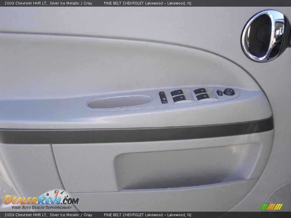 2009 Chevrolet HHR LT Silver Ice Metallic / Gray Photo #10