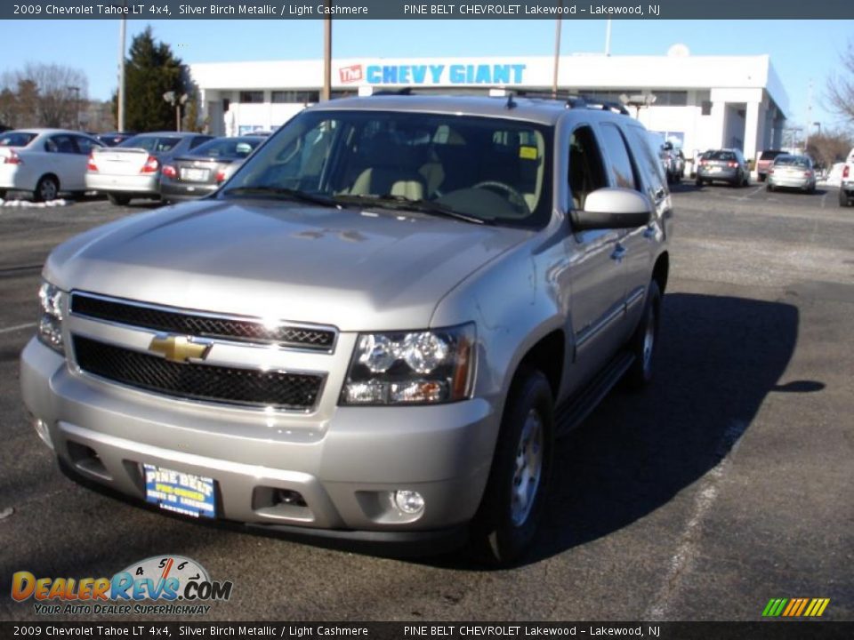 2009 Chevrolet Tahoe LT 4x4 Silver Birch Metallic / Light Cashmere Photo #1