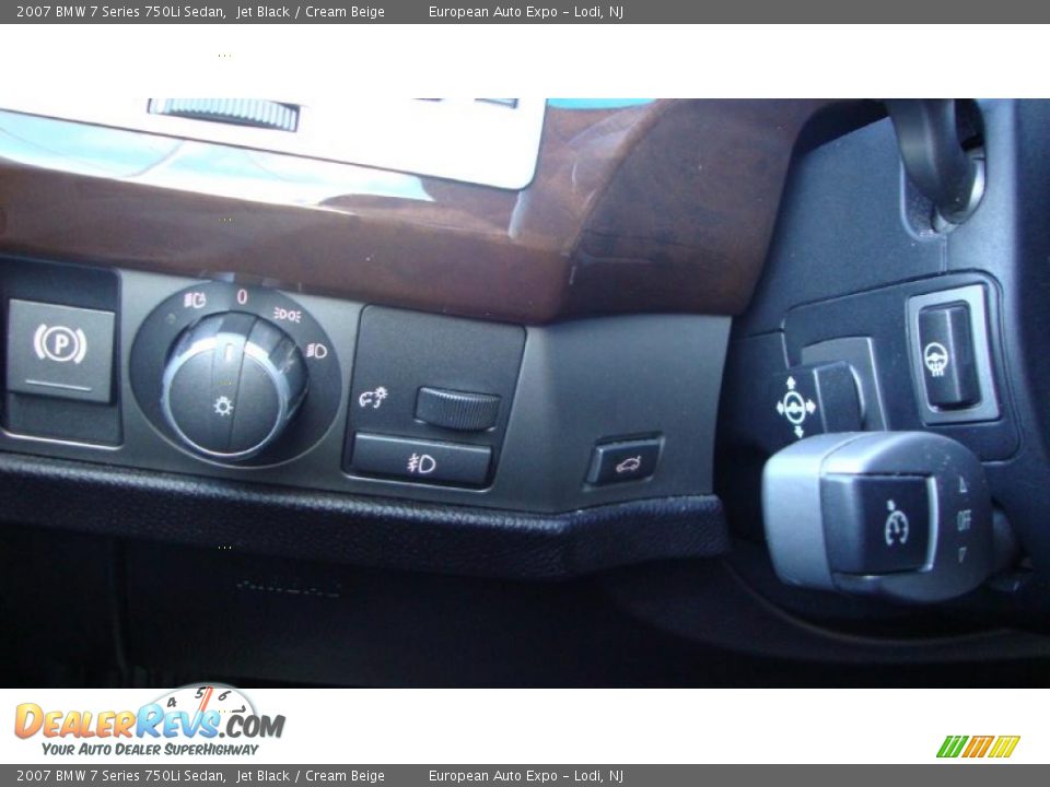 2007 BMW 7 Series 750Li Sedan Jet Black / Cream Beige Photo #25