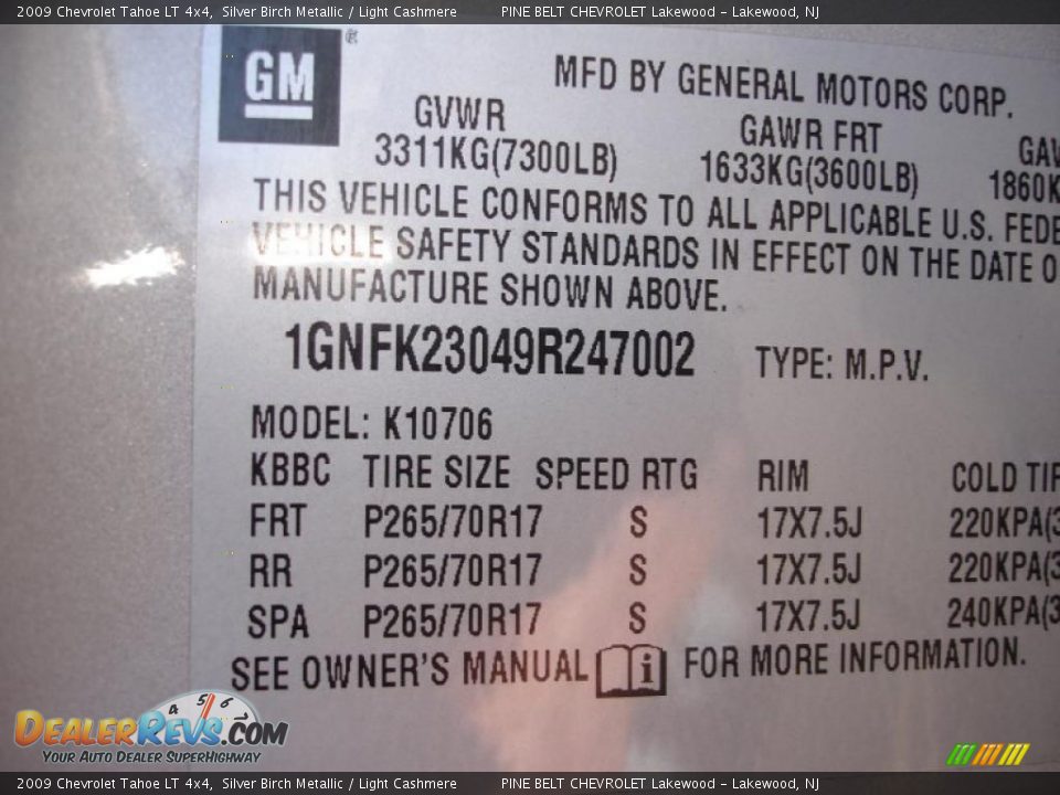 2009 Chevrolet Tahoe LT 4x4 Silver Birch Metallic / Light Cashmere Photo #18