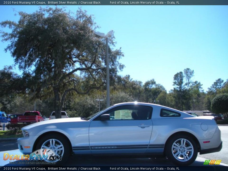 2010 Ford Mustang V6 Coupe Brilliant Silver Metallic / Charcoal Black Photo #2