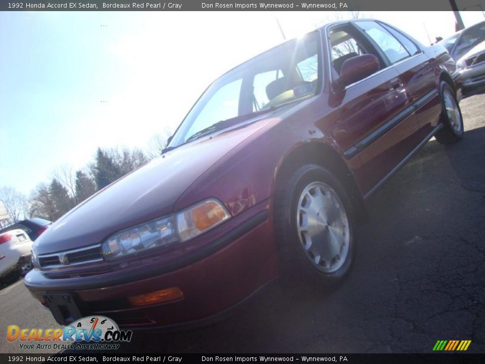 1992 Honda Accord EX Sedan Bordeaux Red Pearl / Gray Photo #2
