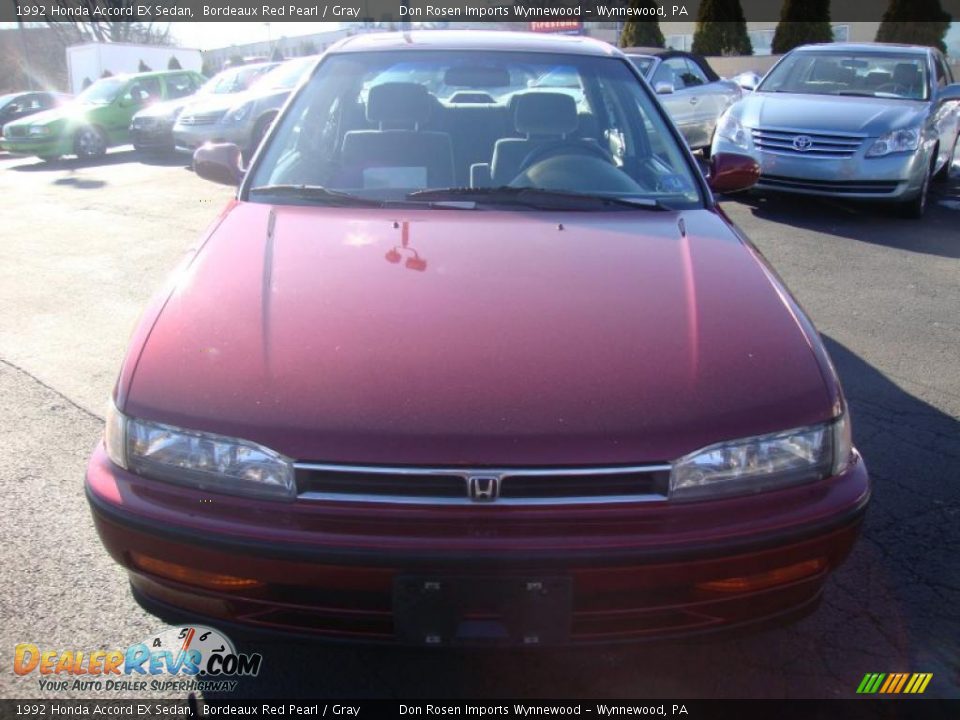 1992 Honda Accord EX Sedan Bordeaux Red Pearl / Gray Photo #3