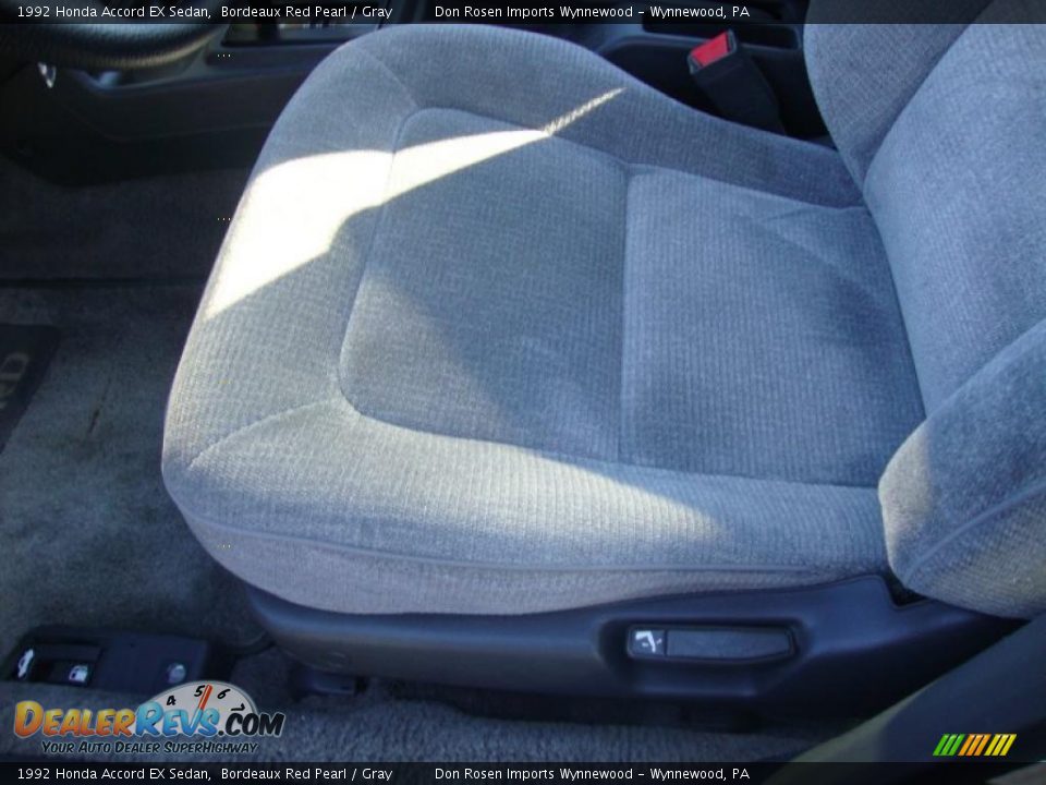 1992 Honda Accord EX Sedan Bordeaux Red Pearl / Gray Photo #15