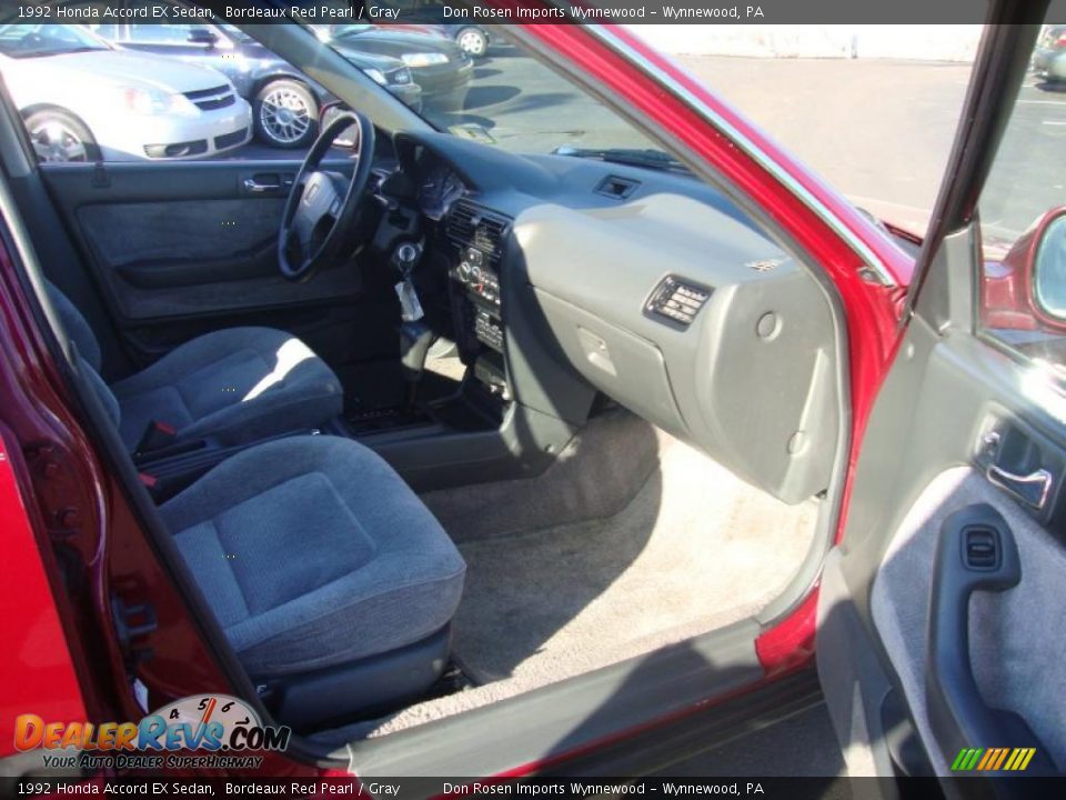 1992 Honda Accord EX Sedan Bordeaux Red Pearl / Gray Photo #19