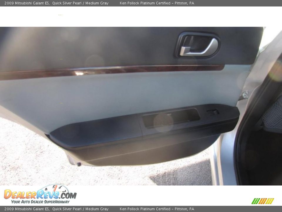 2009 Mitsubishi Galant ES Quick Silver Pearl / Medium Gray Photo #11