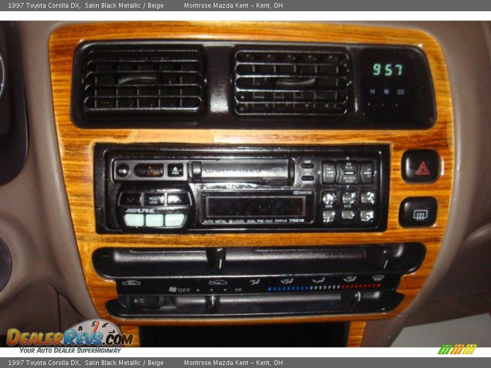 1997 Toyota Corolla DX Satin Black Metallic / Beige Photo #9