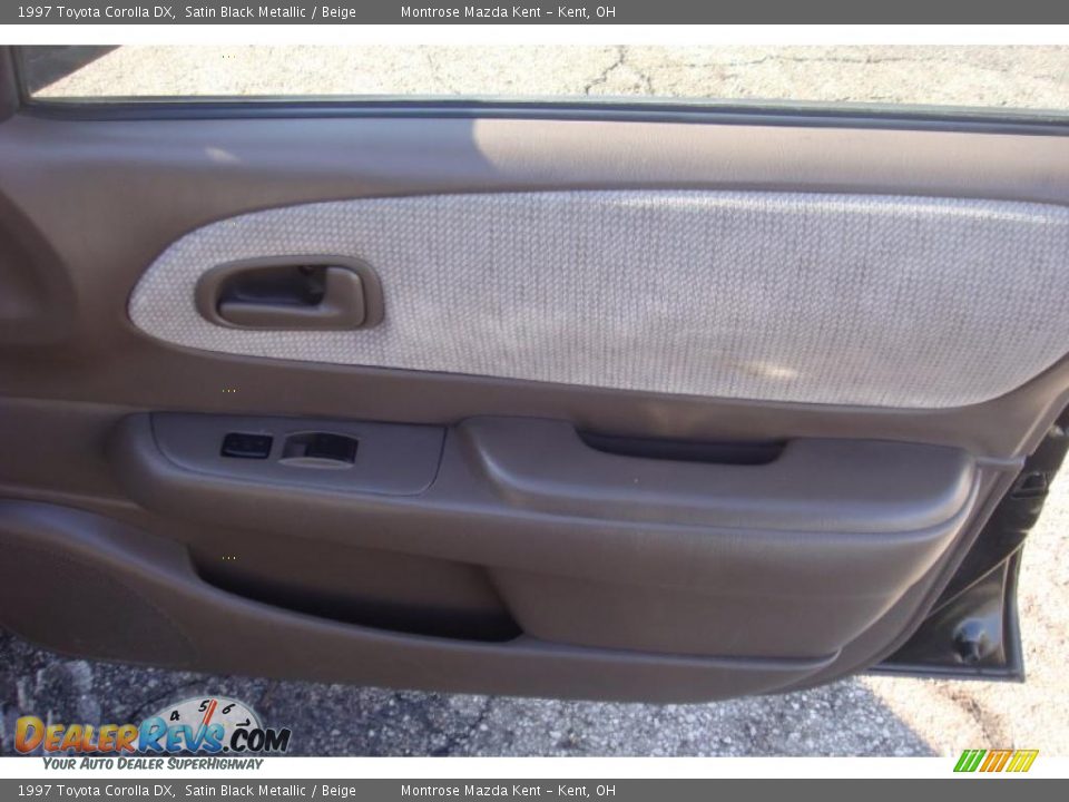 1997 Toyota Corolla DX Satin Black Metallic / Beige Photo #16