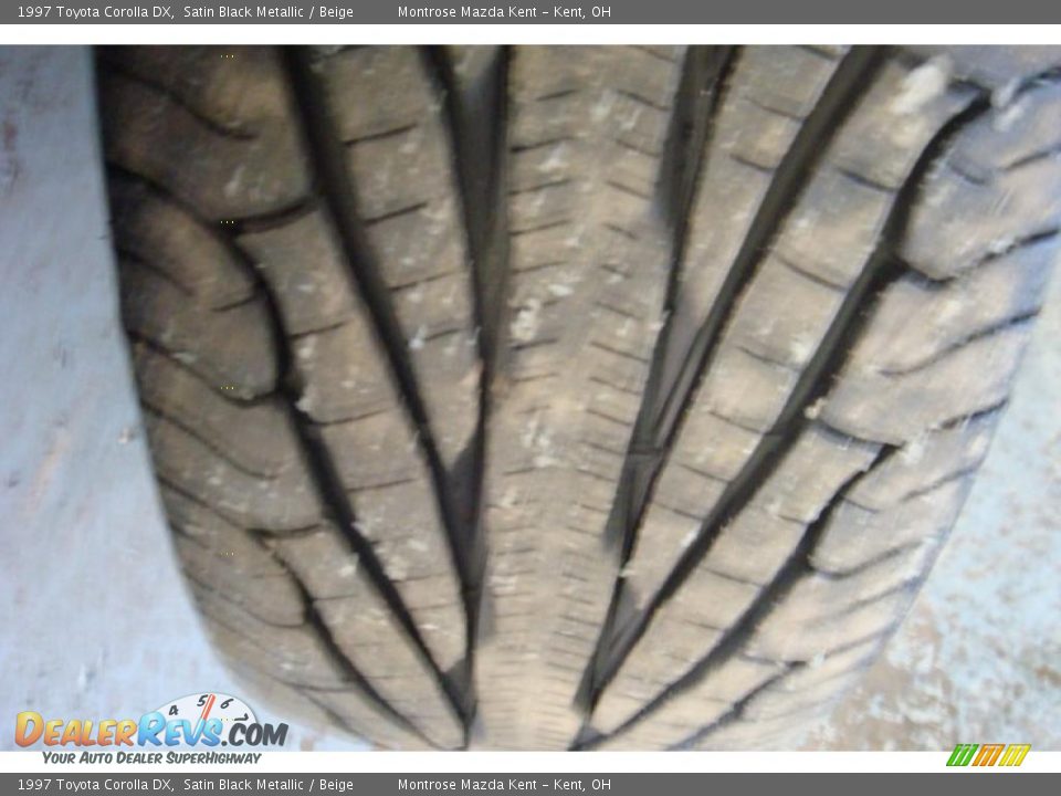1997 Toyota Corolla DX Satin Black Metallic / Beige Photo #26