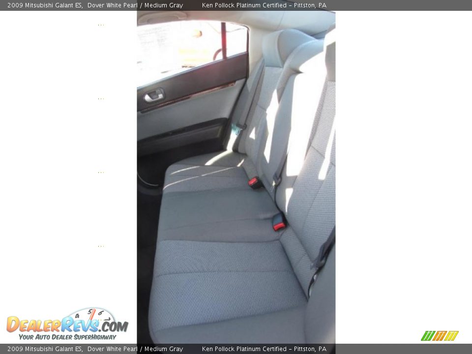 2009 Mitsubishi Galant ES Dover White Pearl / Medium Gray Photo #10
