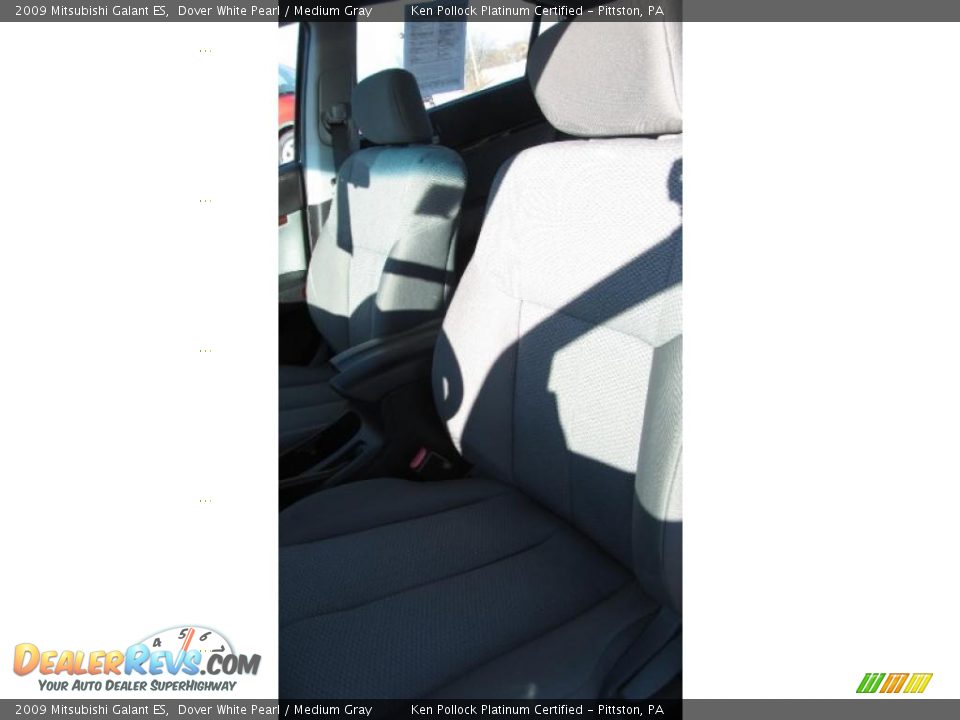 2009 Mitsubishi Galant ES Dover White Pearl / Medium Gray Photo #12
