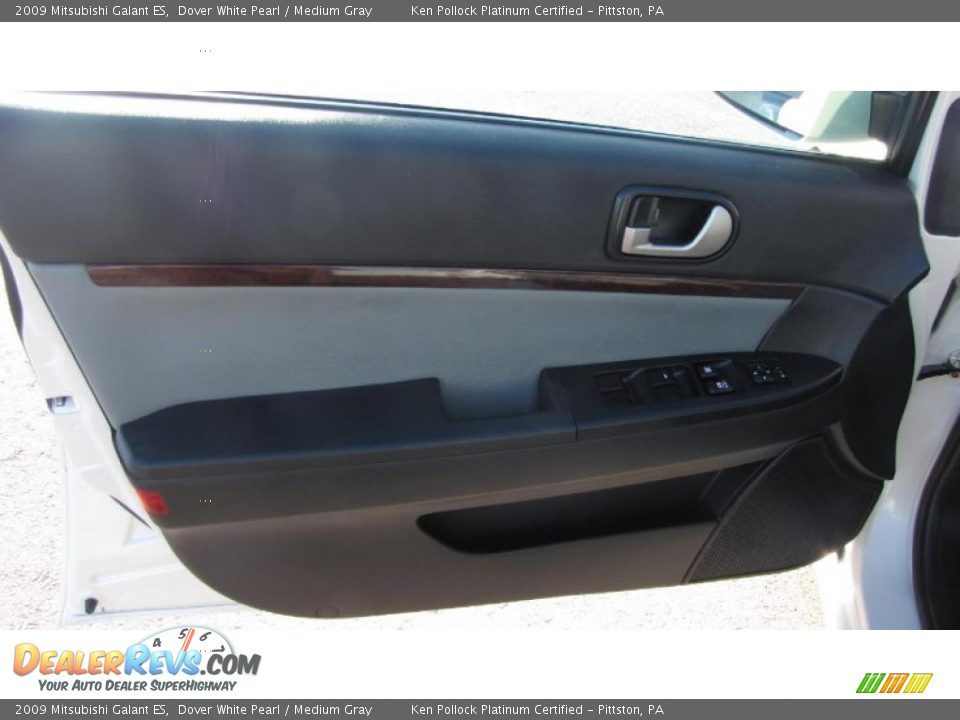 2009 Mitsubishi Galant ES Dover White Pearl / Medium Gray Photo #13