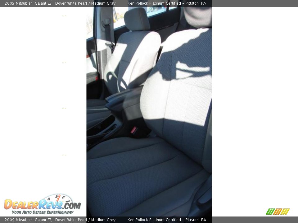2009 Mitsubishi Galant ES Dover White Pearl / Medium Gray Photo #12