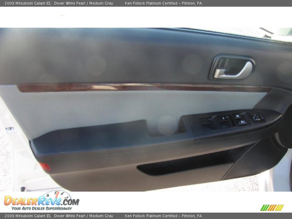 2009 Mitsubishi Galant ES Dover White Pearl / Medium Gray Photo #13