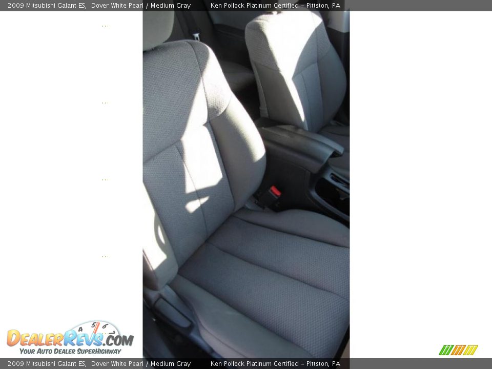 2009 Mitsubishi Galant ES Dover White Pearl / Medium Gray Photo #14