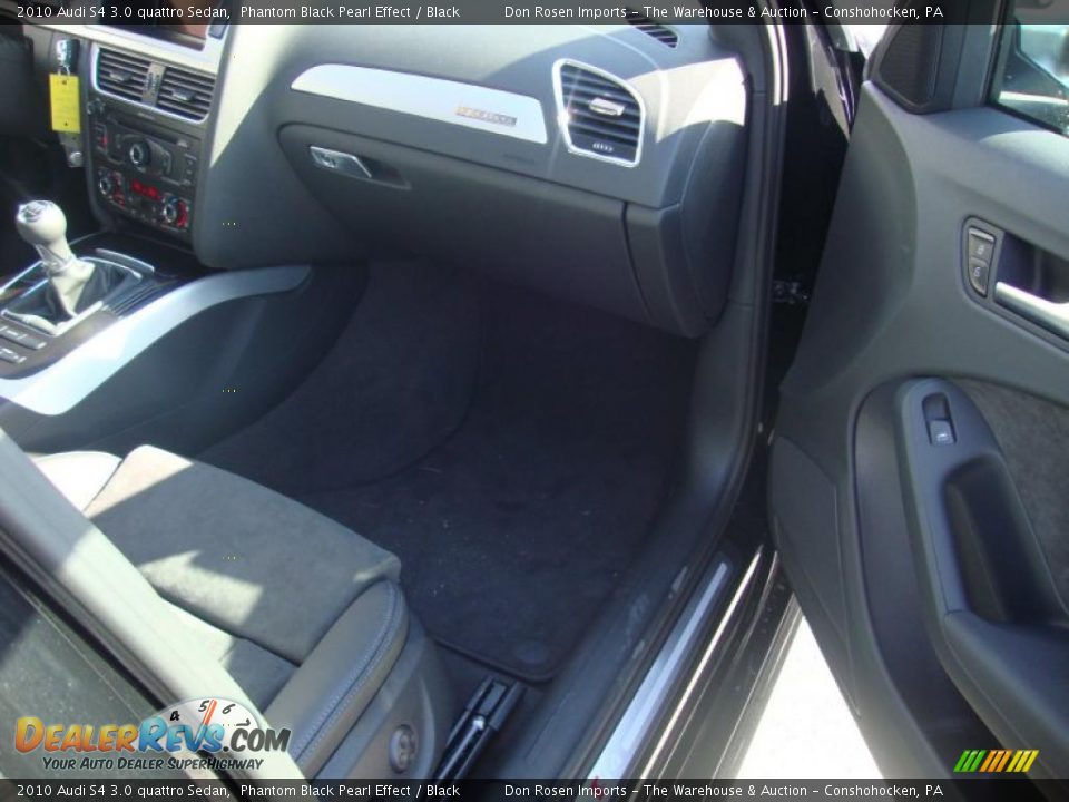 2010 Audi S4 3.0 quattro Sedan Phantom Black Pearl Effect / Black Photo #15