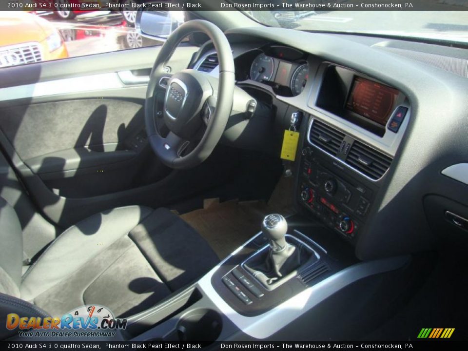 2010 Audi S4 3.0 quattro Sedan Phantom Black Pearl Effect / Black Photo #16