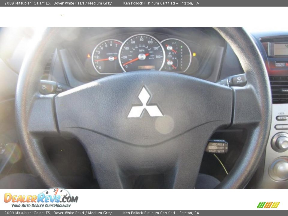 2009 Mitsubishi Galant ES Dover White Pearl / Medium Gray Photo #23