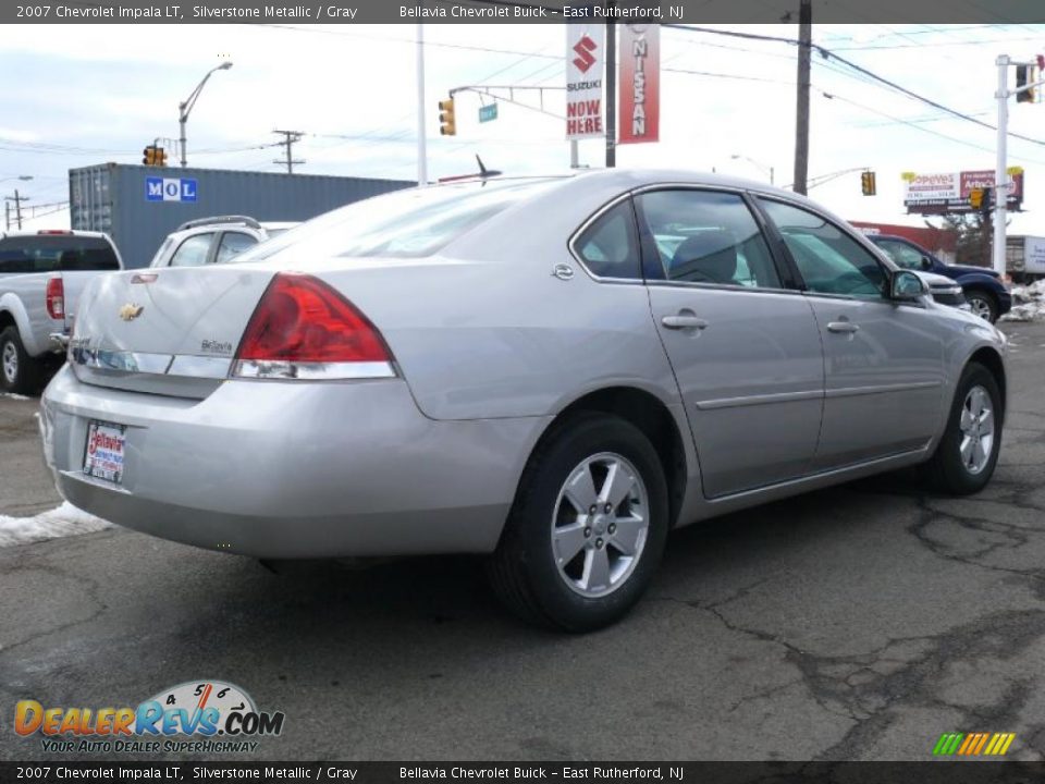 2007 Chevrolet Impala LT Silverstone Metallic / Gray Photo #4