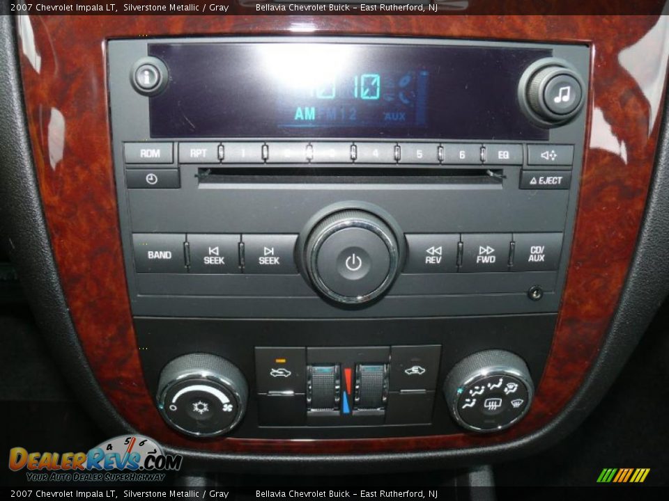 2007 Chevrolet Impala LT Silverstone Metallic / Gray Photo #10